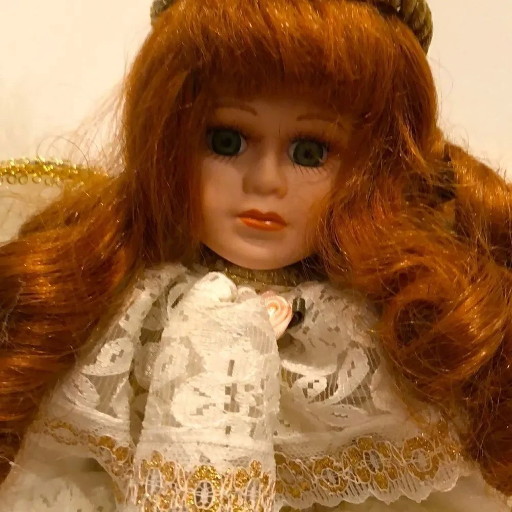 Bradley”s collectible porcelain bride doll